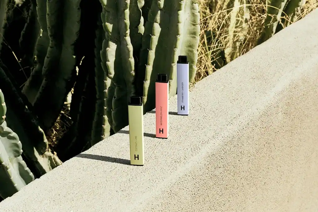拋棄式電子煙怎麼知道沒了？看懂焦味、氣霧變小與閃燈4大耗盡信號